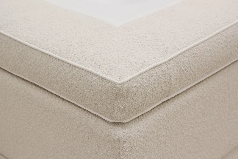 Hilton Lyx Komplett Sängpaket 180x200 cm Kontinentalsäng med knappad sänggavel i bouclé - Ivory / Bouclé - Möbler - Säng - Kontinentalsäng
