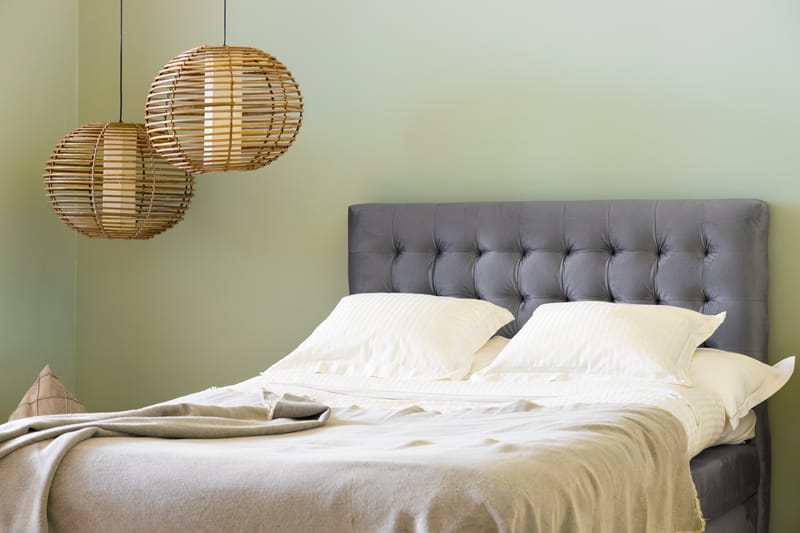 Komplett Sängpaket Rebeca 140x200 cm Rutig Gavel - Ljusgrå|Sammet - Kontinentalsäng - Komplett sängpaket