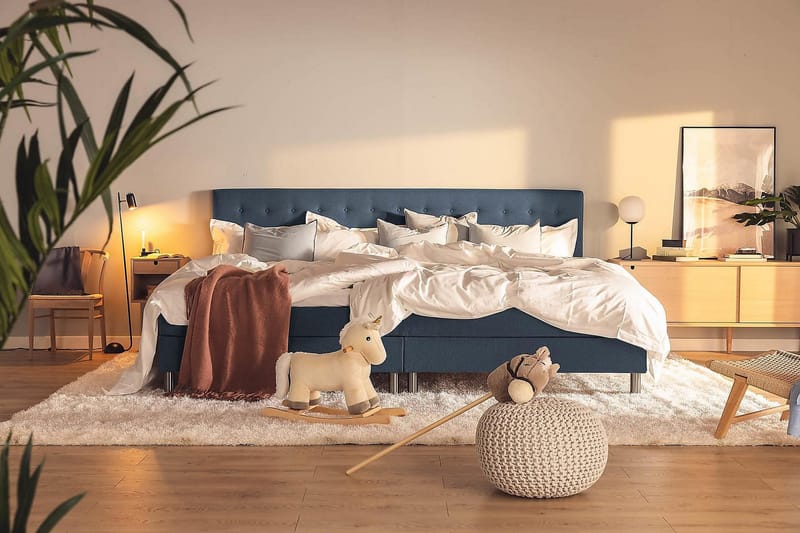 Ella Familjesäng 280x210  cm - (+Fler val) Mörkblå - Möbler - Säng - Kontinentalsäng