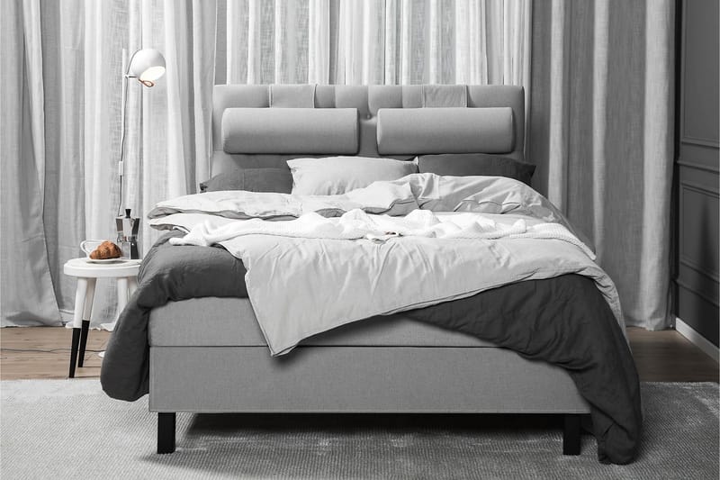 Komplett Sängpaket Olivia 140x200 Diamant Sänggavel Ljusgrå - Skum Nackkudde Stor - Möbler - Säng - Kontinentalsäng