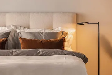 Oslo Lyx Lyx Komplett Sängpaket Kontinentalsäng 180x200 cm med sänggavel - Ljusbeige - Möbler - Säng - Kontinentalsäng