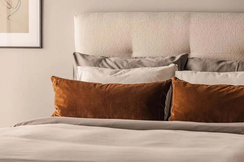 Oslo Lyx Sängpaket Boucle 120x200 Knappad gavel - Ljusbeige - Möbler - Säng - Kontinentalsäng