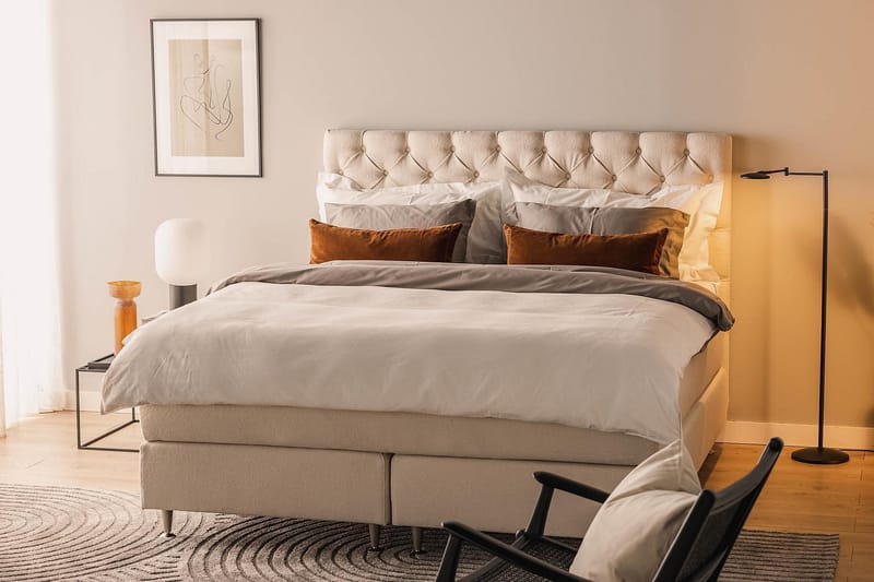 Oslo Lyx Sängpaket Boucle 160x200 Djuphäftad gavel - Ljusbeige - Möbler - Säng - Kontinentalsäng