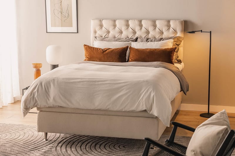 Sängpaket Kakichi Boucle 140x200 Djuphäftad gavel - Ljusbeige - Möbler - Säng - Kontinentalsäng