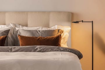 Sängpaket Kakichi Boucle 180x200 Knappad gavel - Beige - Möbler - Säng - Kontinentalsäng