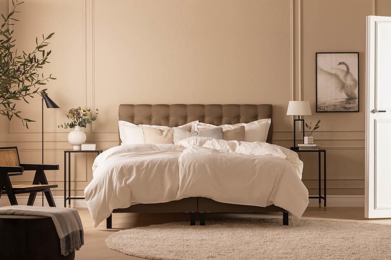 Sängpaket Nayaka 180x200 Latexmadrass - Djuphäftad gavel Brun - Möbler - Säng - Kontinentalsäng