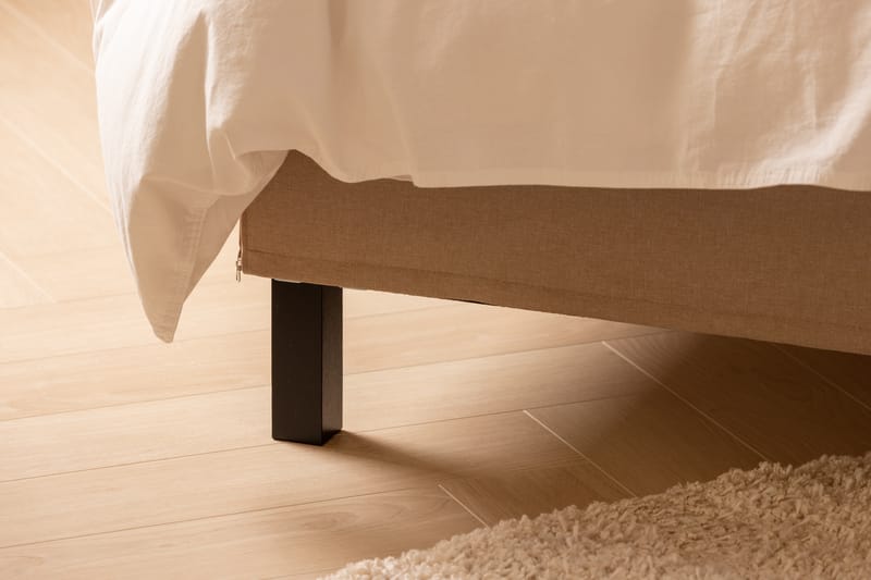 Sängpaket Nayaka 210x210 Skummadrass - Djuph�äftad gavel Beige - Möbler - Säng - Kontinentalsäng
