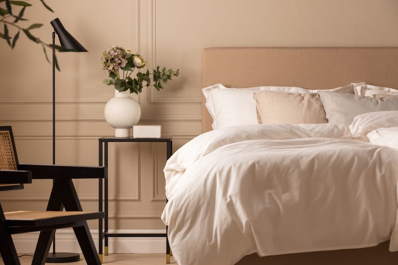 Sängpaket Nayaka 210x210 Skummadrass - Slät gavel Beige - Möbler - Säng - Kontinentalsäng