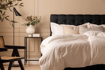 Scarlett Sängpaket 180x200 Skummadrass - Djuphäftad gavel Svart - Möbler - Säng - Kontinentalsäng