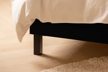 Scarlett Sängpaket 180x200 Skummadrass - Djuphäftad gavel Svart - Möbler - Säng - Kontinentalsäng