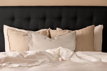 Scarlett Sängpaket 90x200 Memorymadrass - Knappad gavel Svart - Möbler - Säng - Kontinentalsäng