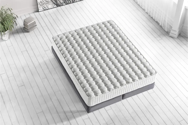 Resårmadrass 150x200 cm - Vit - Möbler - Säng - Madrass - Resårmadrass & resårbotten