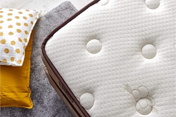 Resårmadrass 120x200 cm - Vit/Beige - Möbler - Säng - Madrass - Resårmadrass & resårbotten