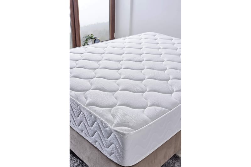 Resårmadrass 200x200 cm - Vit - M�öbler - Säng - Madrass - Resårmadrass & resårbotten
