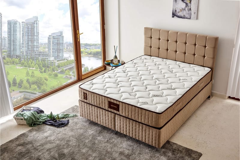 Resårmadrass 200x200 cm - Vit/Beige - Möbler - Säng - Madrass - Resårmadrass & resårbotten