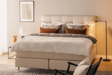 Oslo Lyx Sängpaket Boucle 180x200 Knappad gavel - Beige - Möbler - Säng - Kontinentalsäng