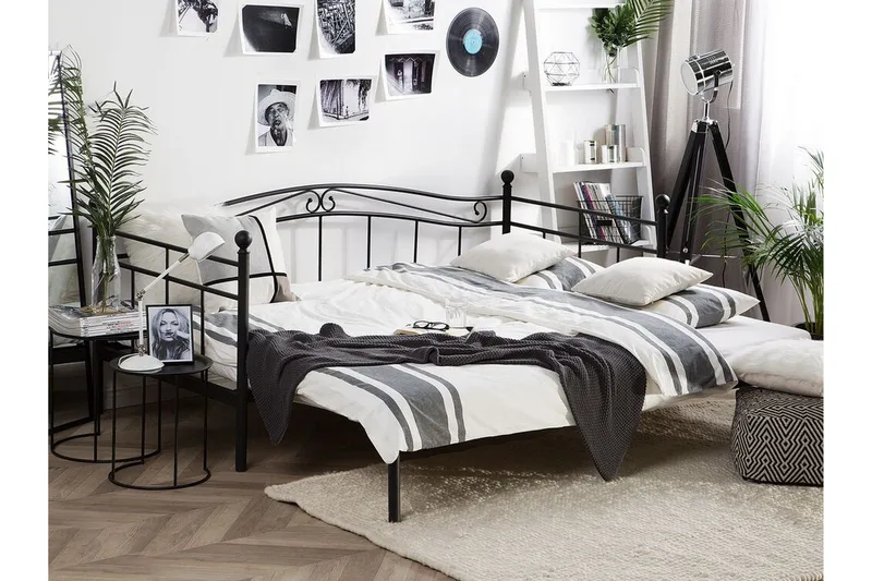 Lutebo Säng 160x200 cm - Svart - Möbler - Säng - Ramsäng