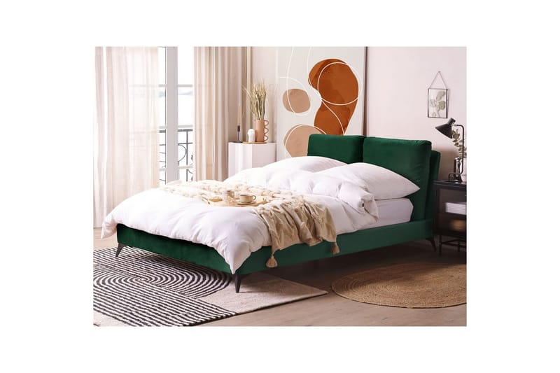 Säng med lamellram Melle - Grön, Svart/Sammet, 140x200 cm - Möbler - Säng - Sängram & sängstomme