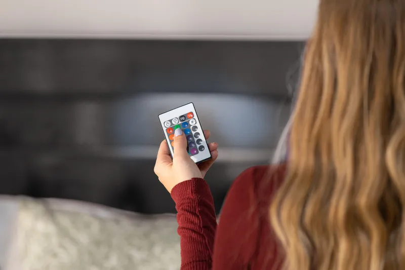 Alessia Komplett Sängpaket med Förvaring LED-belysning 180x200 cm - Mörkgrå Sammet - Möbler - Säng - Säng med förvaring