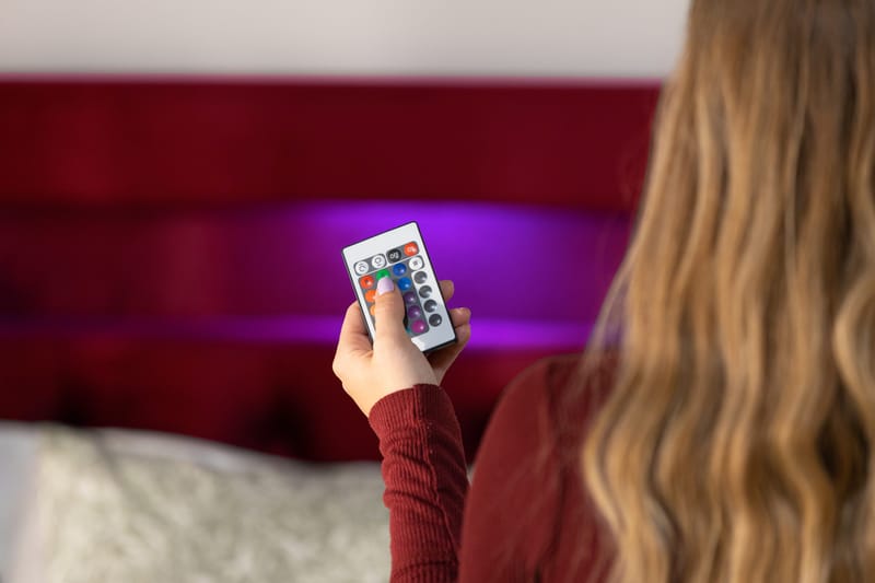 Alessia Förvaringssäng med LED-belysning 160x200 - Röd - Möbler - Säng - Säng med förvaring