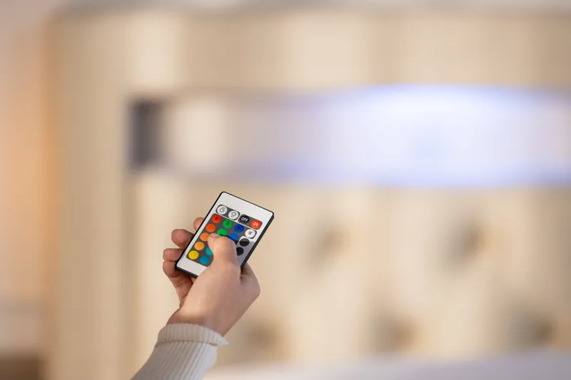 Alessia Komplett Sängpaket med Förvaring LED-belysning 180x200 cm - Beige - Möbler - Säng - Säng med förvaring