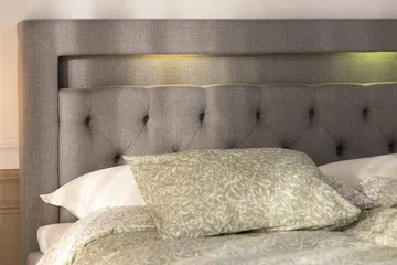 Alessia Komplett Sängpaket med Förvaring LED-belysning 180x200 cm - Grå - Möbler - Säng - Säng med förvaring