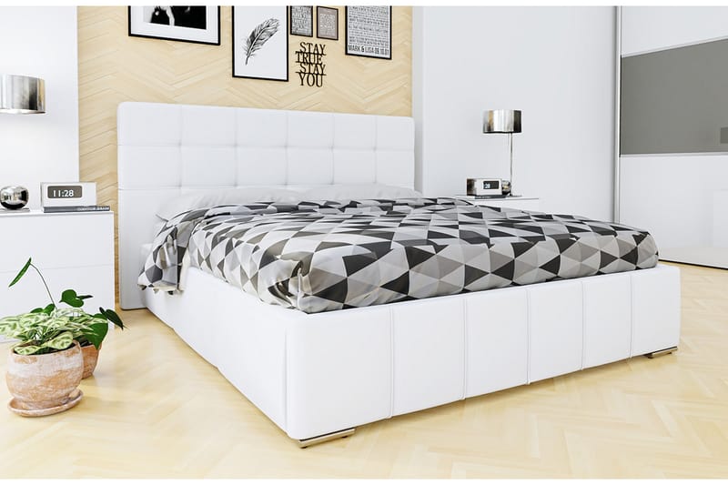 Fannie Ramsäng 216x178x105 cm - Vit - Möbler - Säng - Sängram & sängstomme