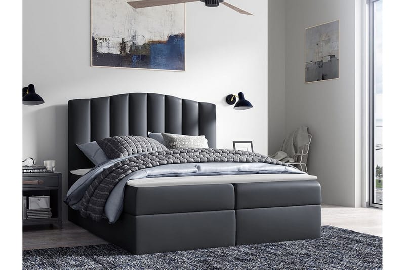 Herstello Sängram med Förvaring 160x200 cm i Konstläder med Sänggavel - Svart - Möbler - Säng - Sängram & sängstomme