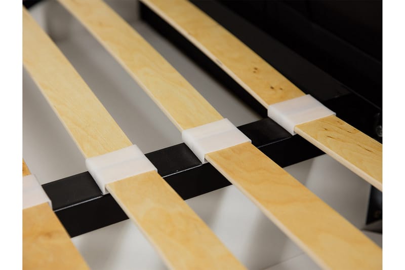 Junkerdal Säng 180x200 - Vit - Möbler - Säng - Sängram & sängstomme