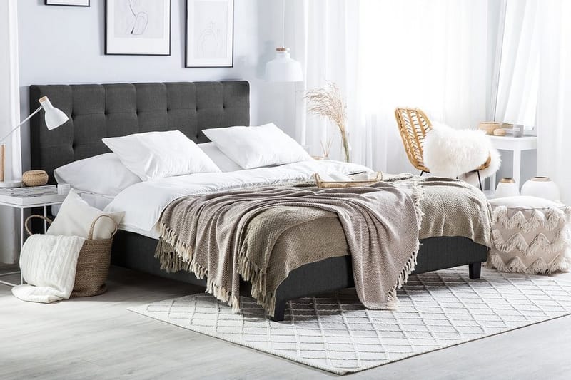 Rochelle Sängram 140x200  Svart - Svart - Möbler - Säng - Sängram & sängstomme