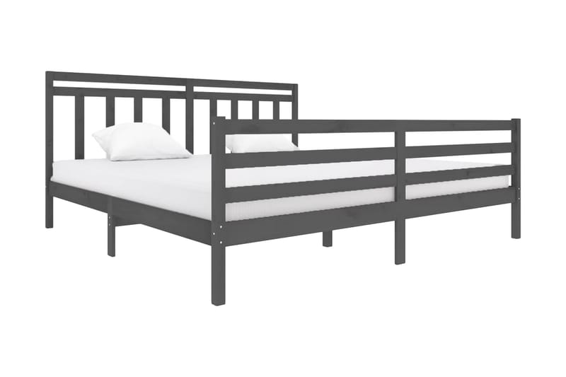 Sängram grå massivt trä 200x200 cm - Grå - Sängram & sängstomme