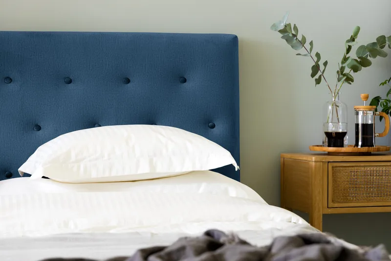 Ella Sänggavel 180 cm Knappar - Blå/Sammet - Möbler - Säng - Sängtillbehör & sänggavel - Sänggavel
