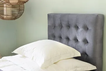 Ella Sänggavel 90 cm Rutig - Grå/Sammet - Möbler - Säng - Sängtillbehör & sänggavel - Sänggavel