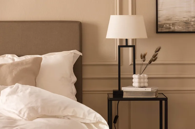 Scarlett Knappad gavel 90 - Brun - Möbler - Säng - Sängtillbehör & sänggavel - Sänggavel