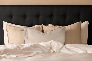 Scarlett Slät gavel 90 - Svart - Möbler - Säng - Sängtillbehör & sänggavel - Sänggavel