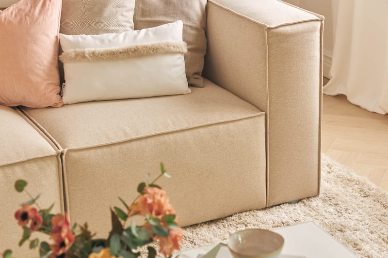 Cubo 3-sits Djup Modulsoffa + Fotpall i Tyg - Beige - Möbler - Soffa - Modulsoffa - Komplett modulsoffa