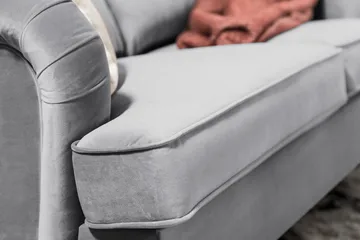 Howard soffa utan divan & schäslong Bloomington Howard Classic Sammetssoffa 3-sits Vera 2, Grå Sammet - Möbler - Soffa - 3 sits soffa