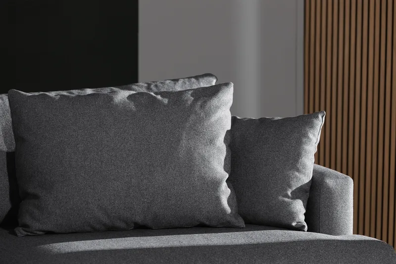 Menard 4-sits Djup Tygsoffa - Mörkgrå - Möbler - Soffa - 4 sits soffa