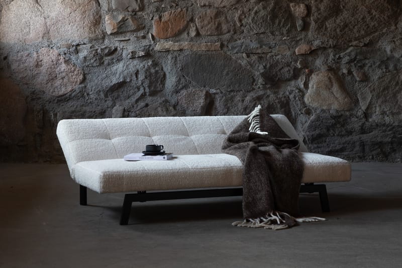 Bodil Bäddsoffa - Vit/Svart - Möbler - Soffa - Bäddsoffa - Bäddsoffa längsbäddad