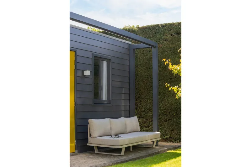 Bear 3-sits Soffa i Tyg med Metallunderrede - Beige - Möbler - Soffa - 3 sits soffa