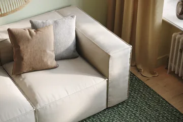 Cubo 3-sits Djup Modulsoffa + Fotpall i Tyg - Vit - Möbler - Soffa - 3 sits soffa