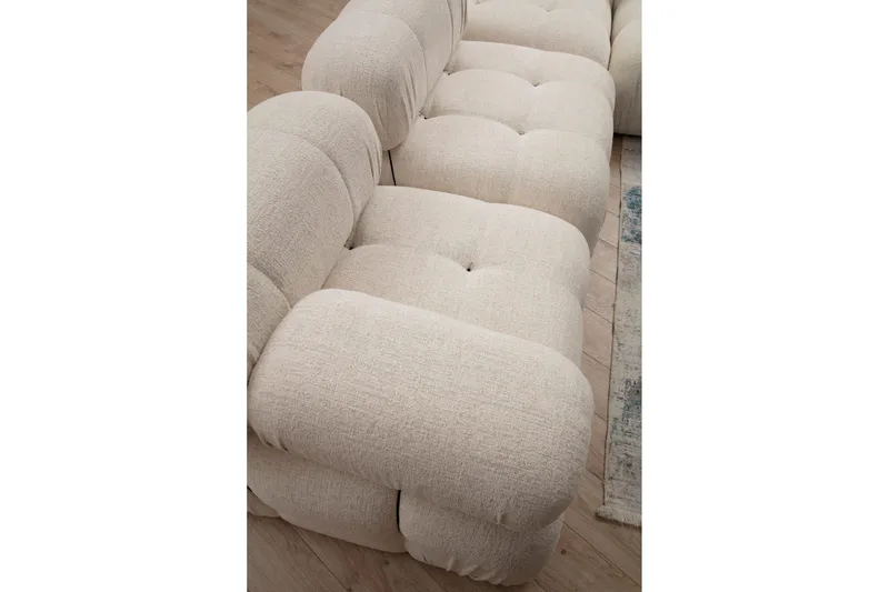 Belgin Bubblig Divansoffa 3-sits 288 cm med fasta armstöd och repdetaljer - Ljus / Beige - Möbler - Soffa - Divansoffa & schäslongsoffa - 3 sits soffa med divan