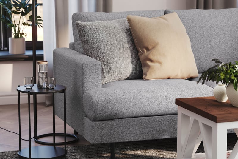 Menard Compact 4-sits Högervänd L-formad Schäslongsoffa i Tyg - Grå - Möbler - Soffa - Divansoffa & schäslongsoffa - 4 sits soffa med divan