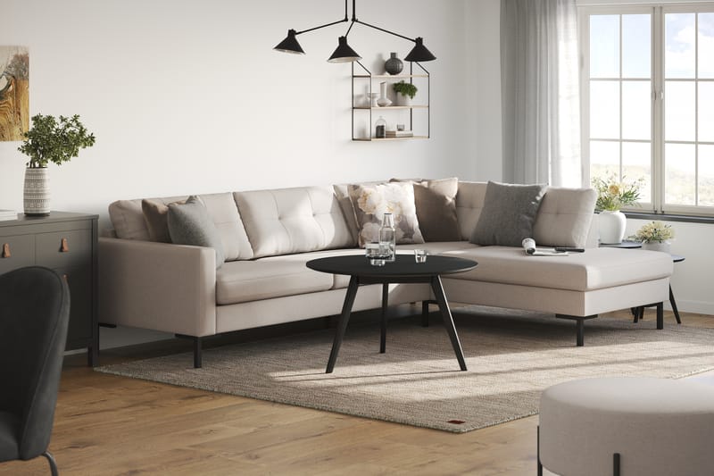 Frillestad 4-sits Högervänd L-formad Schäslongsoffa i Tyg - Beige - Möbler - Soffa - Divansoffa & schäslongsoffa - 4 sits soffa med divan