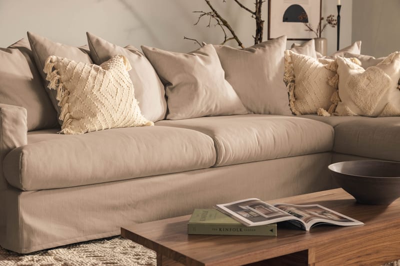 Menard 4-sits Högervänd L-formad Schäslongsoffa i Tyg - Beige - Möbler - Soffa - Divansoffa & schäslongsoffa - 4 sits soffa med divan