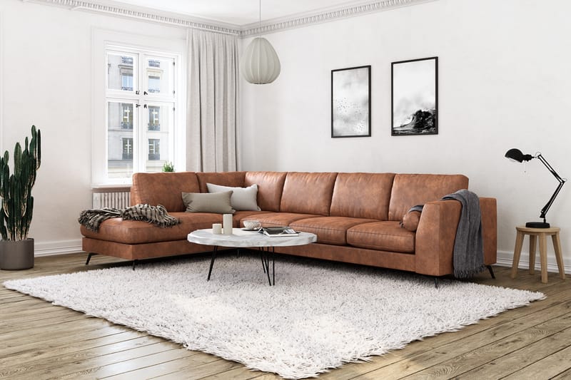 Ocean Lyx 4-sits Vänstervänd L-formad Schäslongsoffa i Konstläder - Brun - Möbler - Soffa - Divansoffa & schäslongsoffa - 4 sits soffa med divan