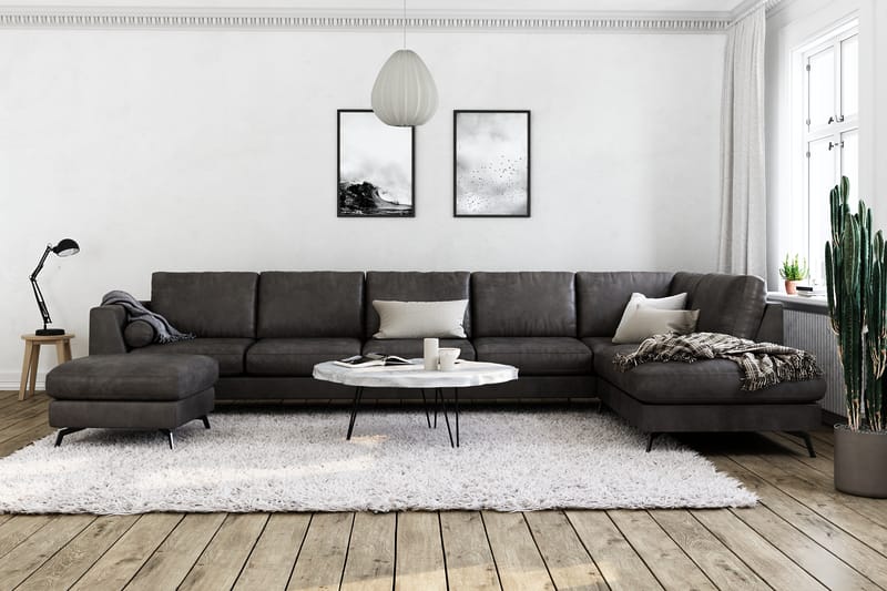 Ocean Lyx 6-sits Högervänd U-formad Soffa med Divan och Schäslong + Fotpall i Konstläder - Mörkgrå - Möbler - Soffa - Divansoffa & schäslongsoffa