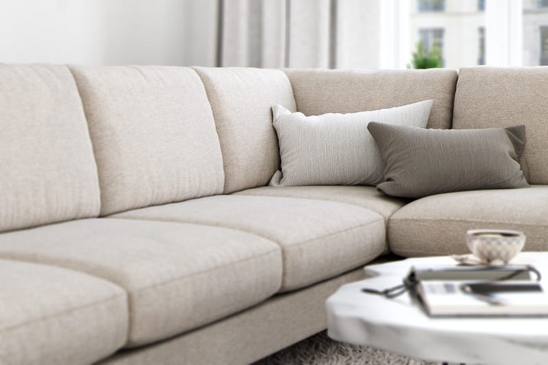 Ocean Lyx 6-sits Högervänd U-formad Soffa med Divan och Schäslong + Fotpall i Tyg - Beige - Möbler - Soffa - Divansoffa & schäslongsoffa