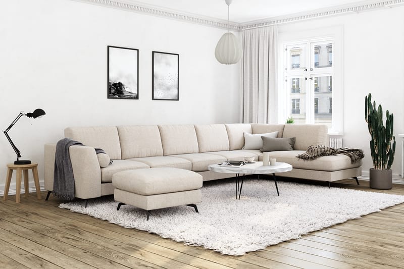 Ocean Lyx 6-sits Högervänd U-formad Soffa med Divan och Schäslong + Fotpall i Tyg - Beige - Möbler - Soffa - Divansoffa & schäslongsoffa