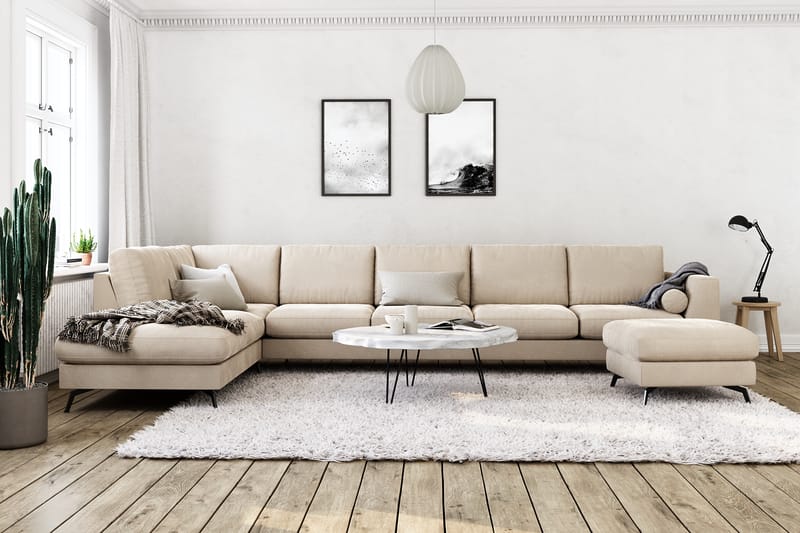 Ocean Lyx 6-sits Vänstervänd U-formad Soffa med Divan och Schäslong + Fotpall i Sammet - Beige - Möbler - Soffa - Divansoffa & schäslongsoffa